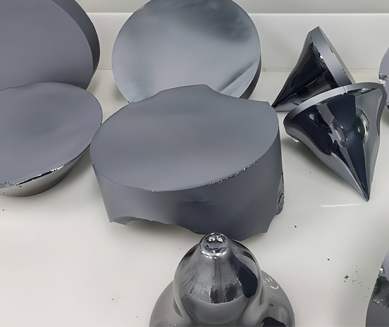 標(biāo)題：單晶硅圓棒料
瀏覽次數(shù)：242
發(fā)表時(shí)間：2025-05-28