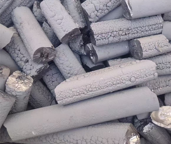 標(biāo)題：多晶硅小棒料
瀏覽次數(shù)：273
發(fā)表時(shí)間：2025-05-28